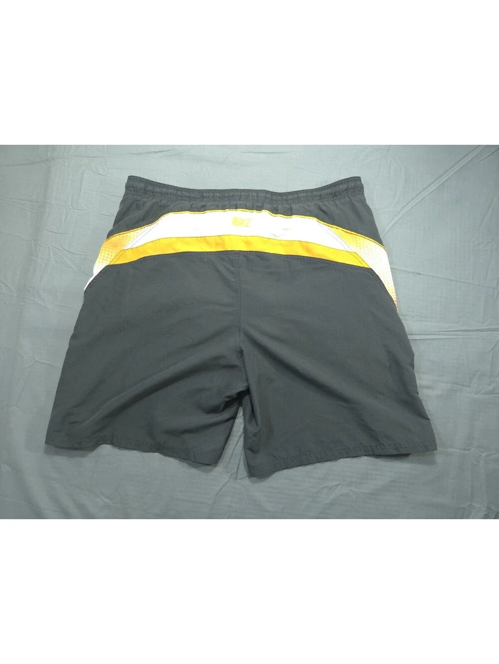 Nike Swim Trunks Board Shorts Mens XL Gray Mesh Lined Beach Travel Drawstring